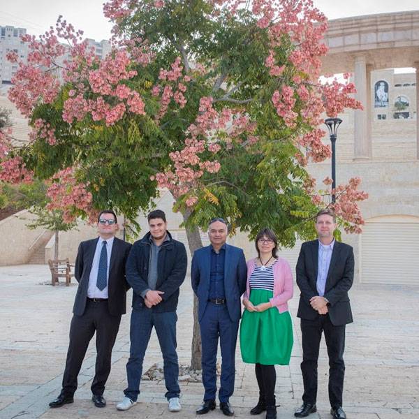 كانثان شانكار، مدير المنطقة، البنك الدولي اخرون