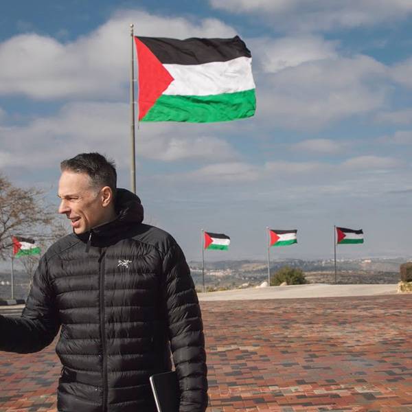 تاد بروكواي، نائب رئيس، وحدة تخزين مايكروسوفت أزور، وميديا، وإيدج – الولايات المتحدة الأمريكية 