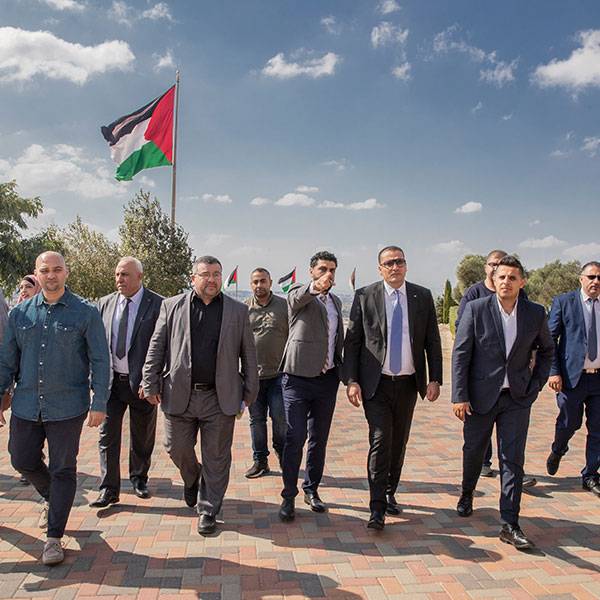 هيئة تسوية الأراضي والمياه
