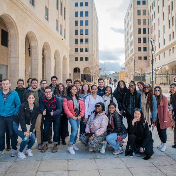 طلاب من جامعتي جورج واشنطن وجورج تاون – الولايات المتحدة الأمريكية
