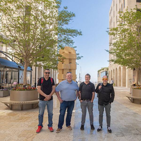 زوّار من شركة سينوبسيس
