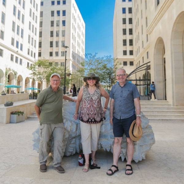 سيندي لورانس، تيم نيسن وجو فليشر، متحف الرياضيات- مدينة نيويورك
