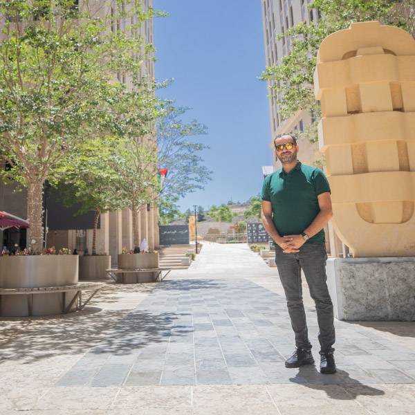 بشار نجار، مخرج فلسطيني
