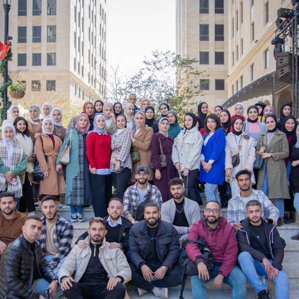 طلاب علاقات عامة من جامعة النجاح الوطنية- نابلس
