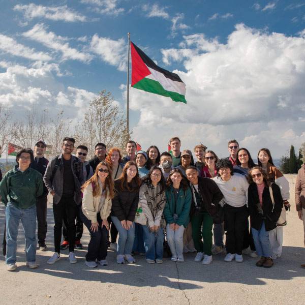 طلاب علوم سياسة من جامعة مينيسوتا– الولايات المتحدة الأمريكية

