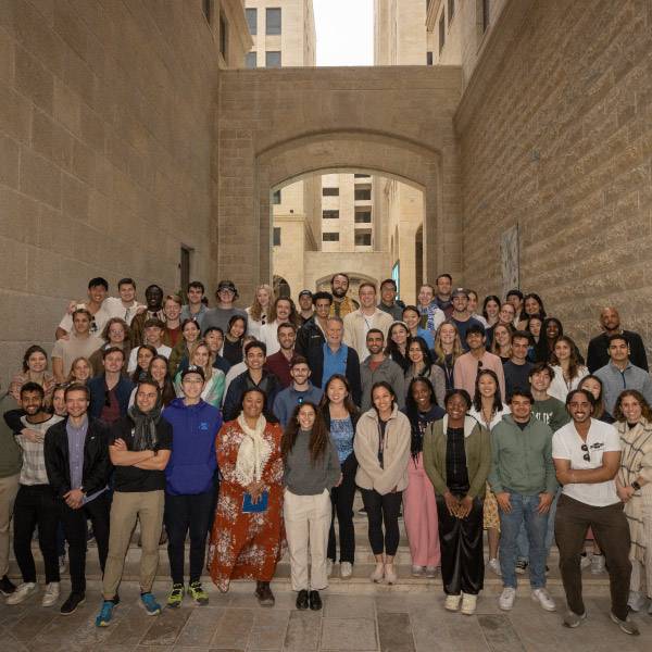 طلاب من جامعة هارفارد – الولايات المتحدة الامريكية
