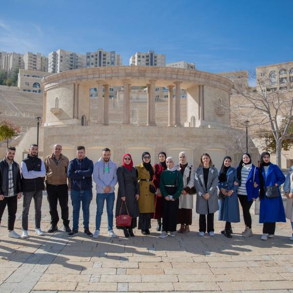 كلية الطيرة 